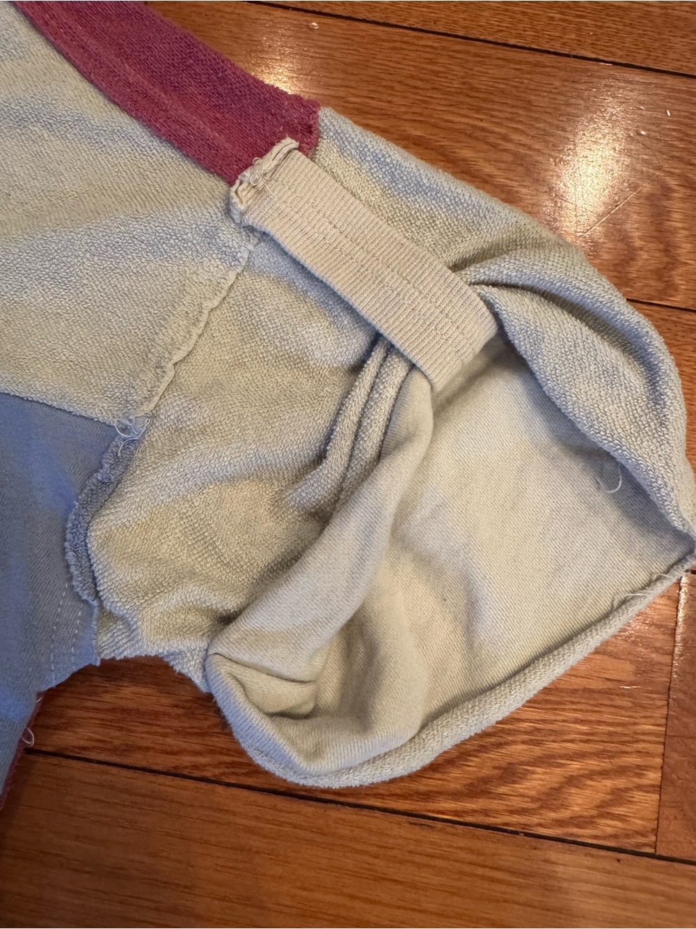 Easel Pastel Colorblock Raw Hem Short Sleeve Top - Medium - Picture 3 of 6